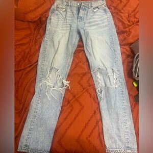 American Eagle Mom Jean size 2 regular